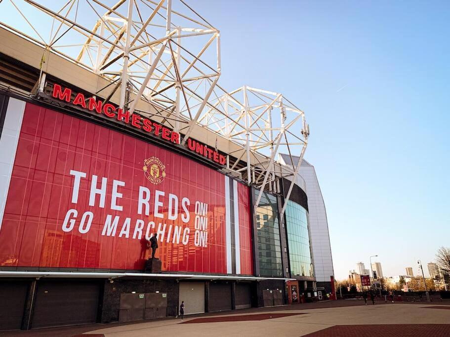 Manchester City Centre Apartment, Skyline View 외부 사진